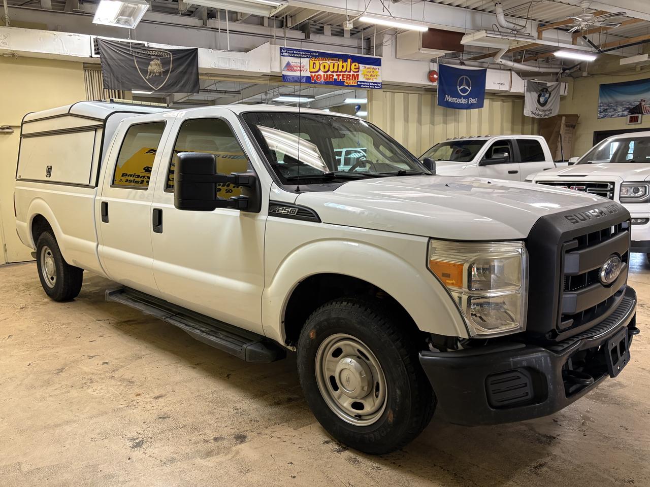 2015 Ford SUPER DUTY F-250 SRW XLT Photo