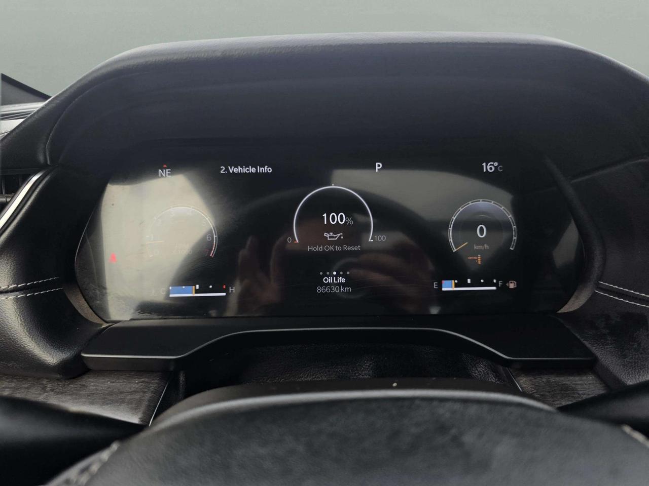 2023 Jeep Grand Cherokee OVERLAND 4X4 Photo