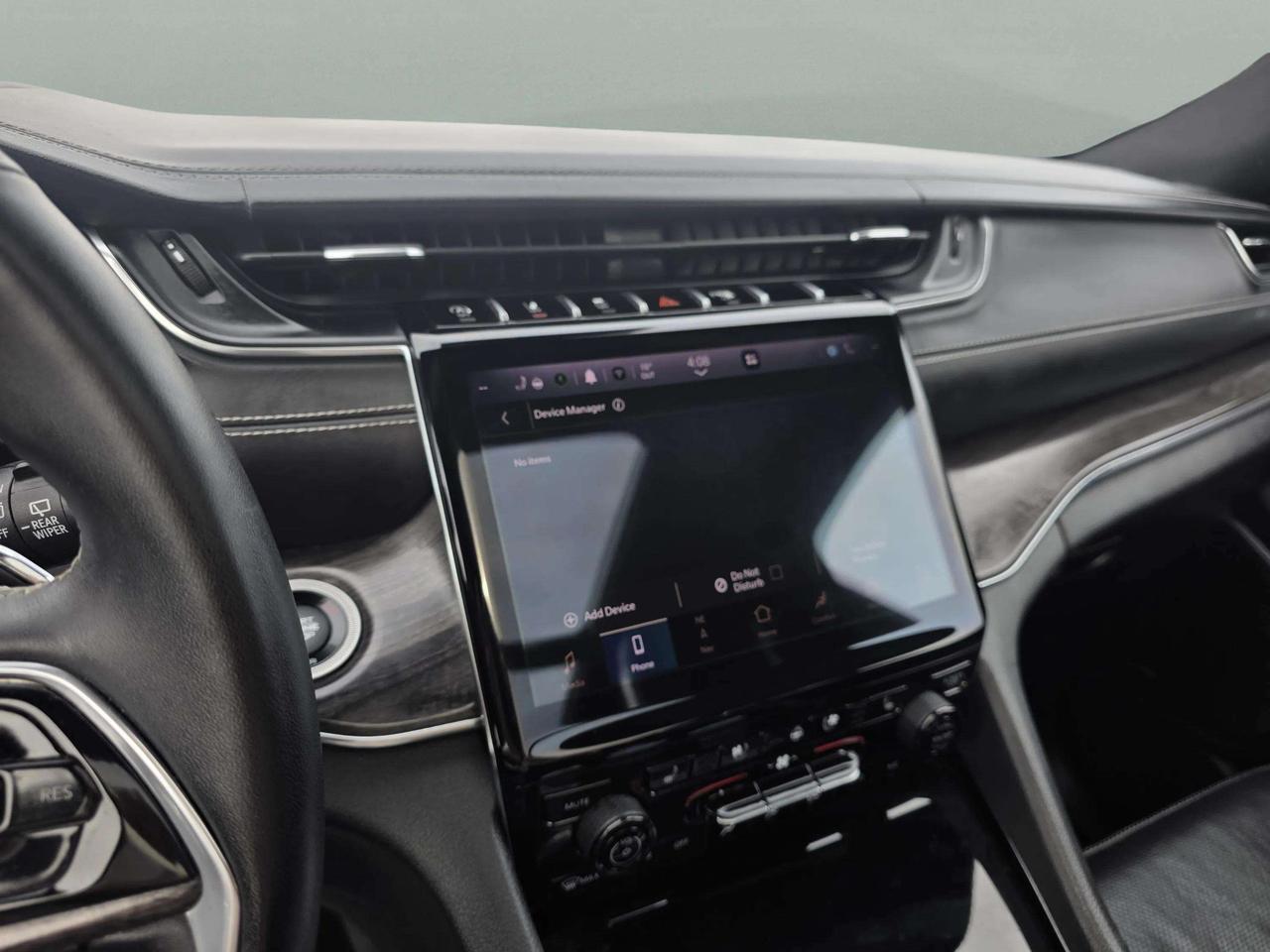 2023 Jeep Grand Cherokee OVERLAND 4X4 Photo