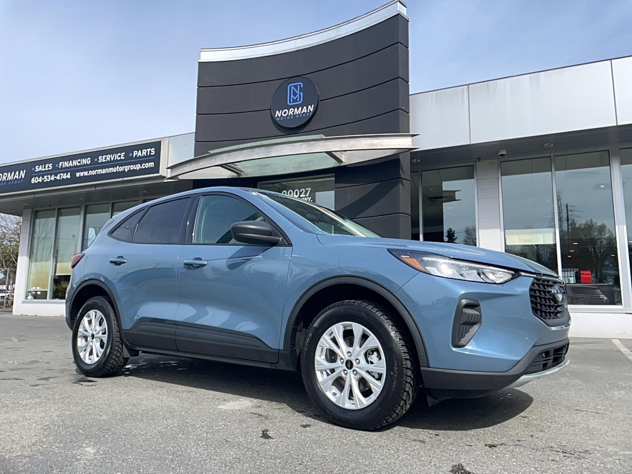 2025 Ford Escape Active - Photo #1