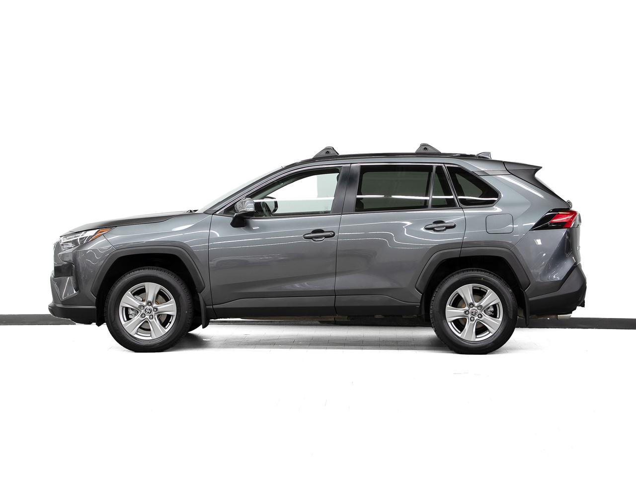 2022 Toyota RAV4 XLE AWD | Sunroof | Heated Seats | BSM | CarPlay