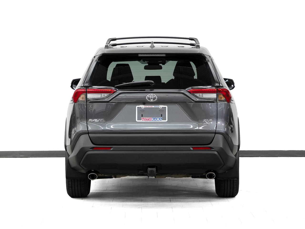 2022 Toyota RAV4 XLE AWD | Sunroof | Heated Seats | BSM | CarPlay