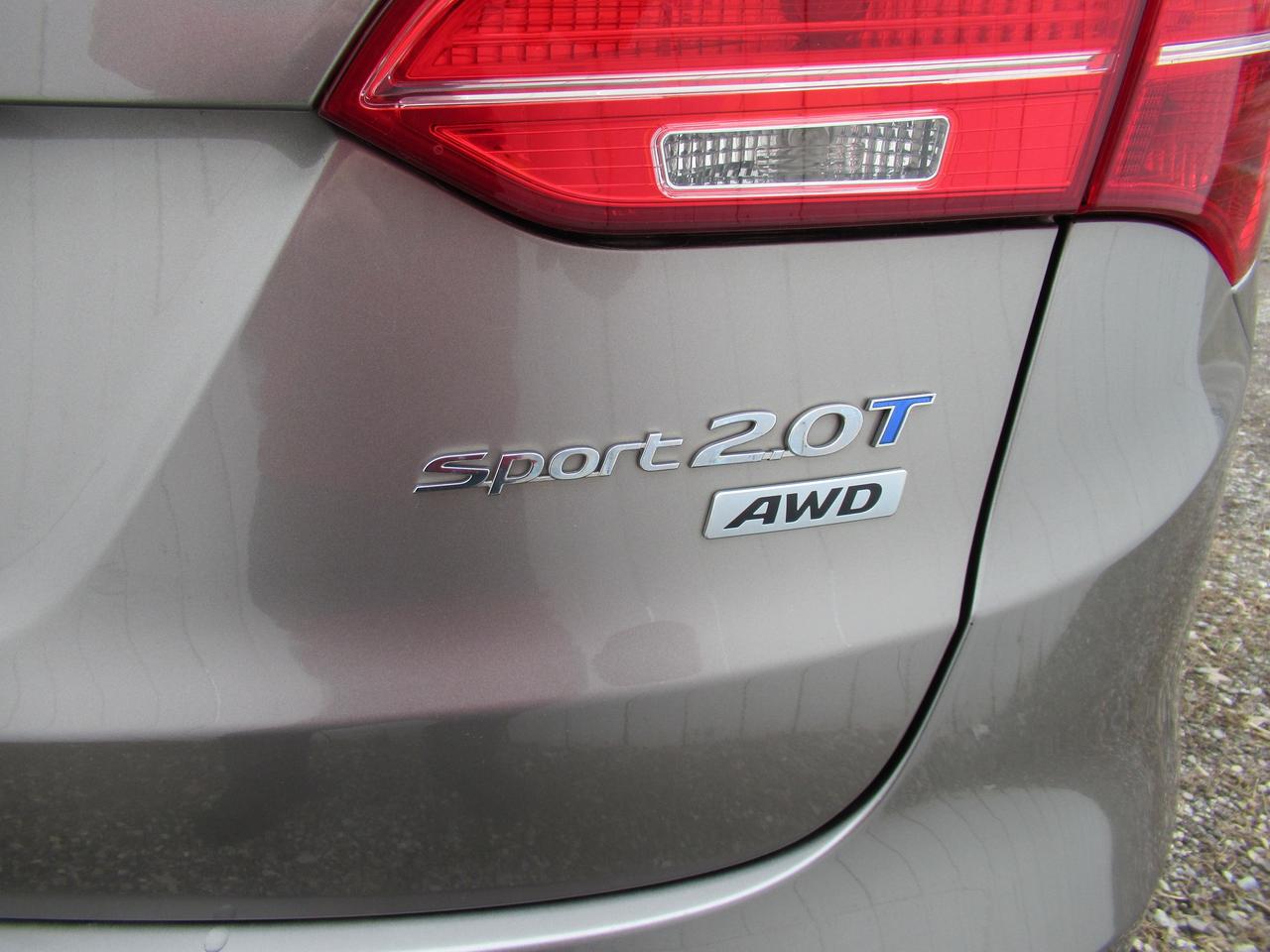 2014 Hyundai Santa Fe Sport AWD 4dr 2.0T SE Photo4