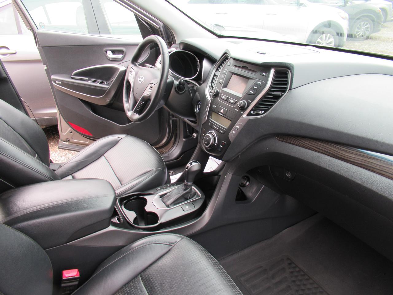 2014 Hyundai Santa Fe Sport AWD 4dr 2.0T SE Photo