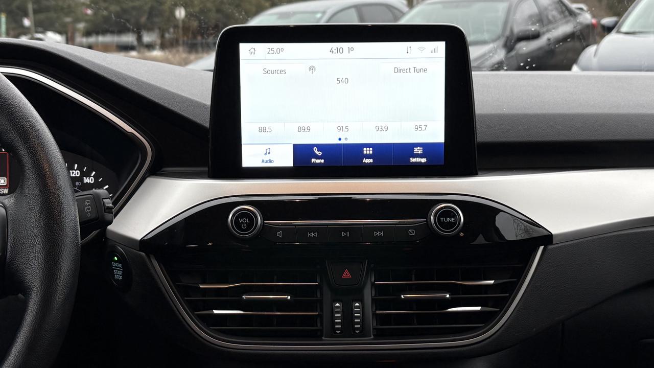 2020 Ford Escape SEL Photo