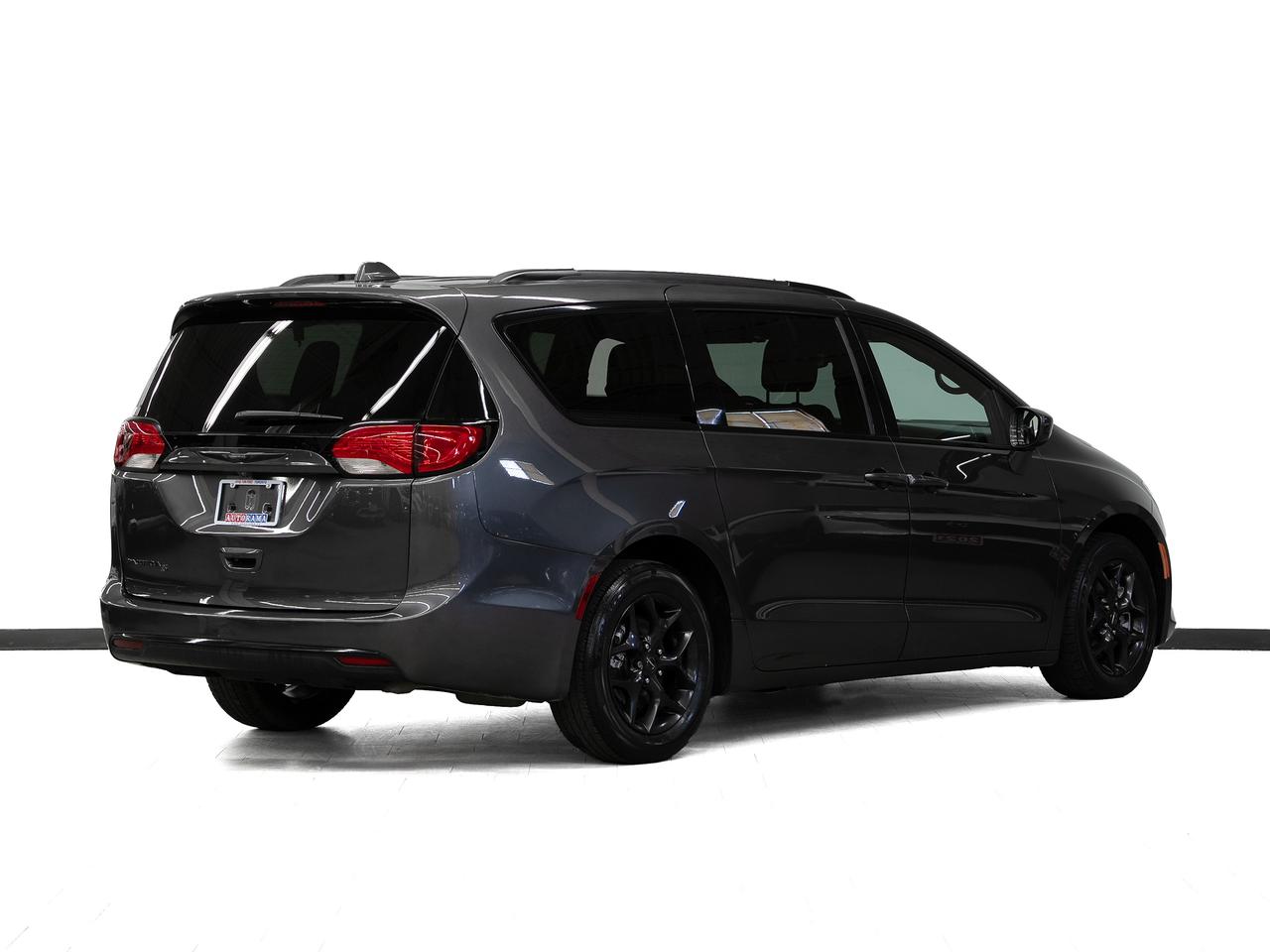 2020 Chrysler Pacifica TOURING | S-Pkg | Stow'nGo | Power Doors | CarPlay