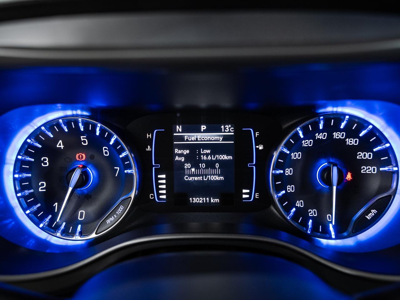 2020 Chrysler Pacifica TOURING | S-Pkg | Stow'nGo | Power Doors | CarPlay