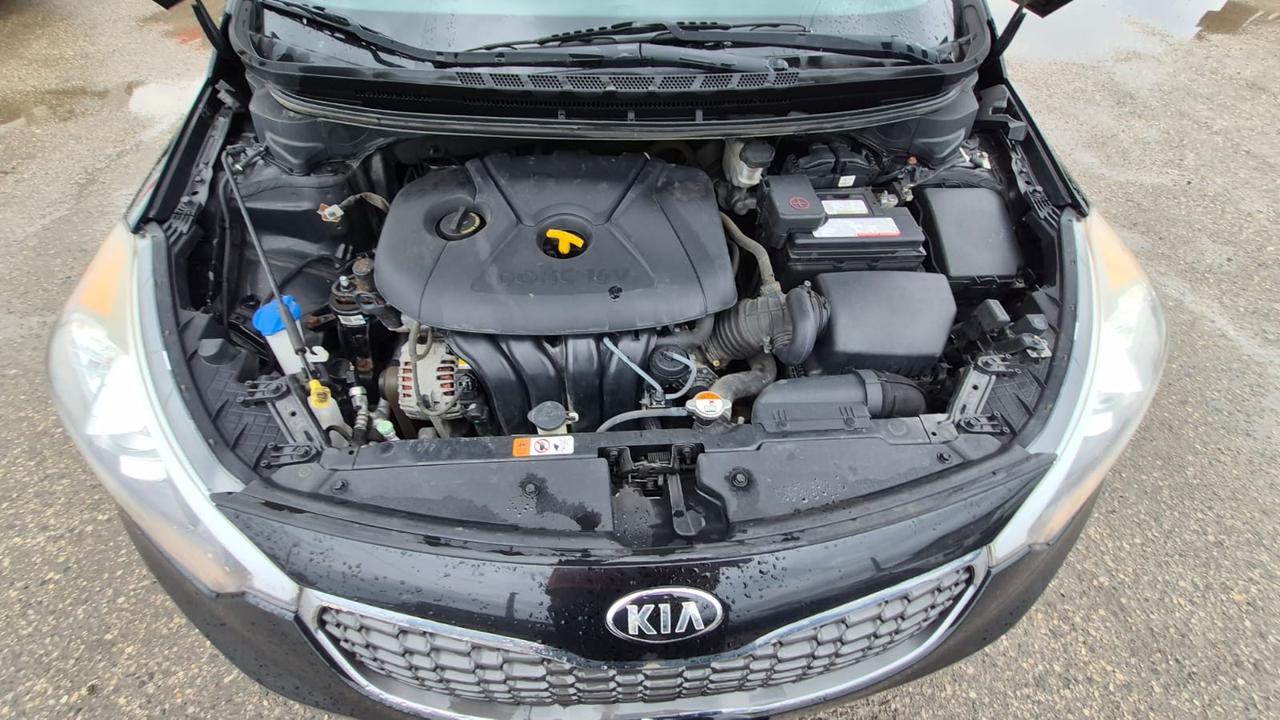 2015 Kia Forte LX, AUTO, 4 CYL, ONLY 146KMS, CERTIFIED Photo