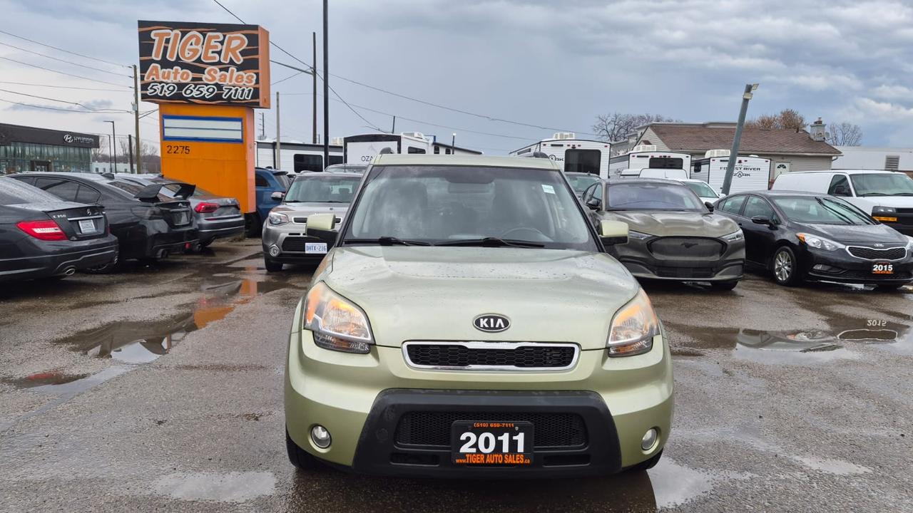 2011 Kia Soul 2U, ALLOYS, 4 CYL, GREAT ON FUEL, CERTIFIED Photo
