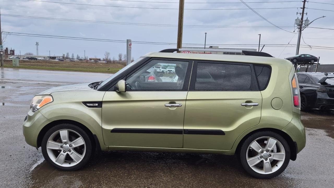 2011 Kia Soul 2U, ALLOYS, 4 CYL, GREAT ON FUEL, CERTIFIED Photo