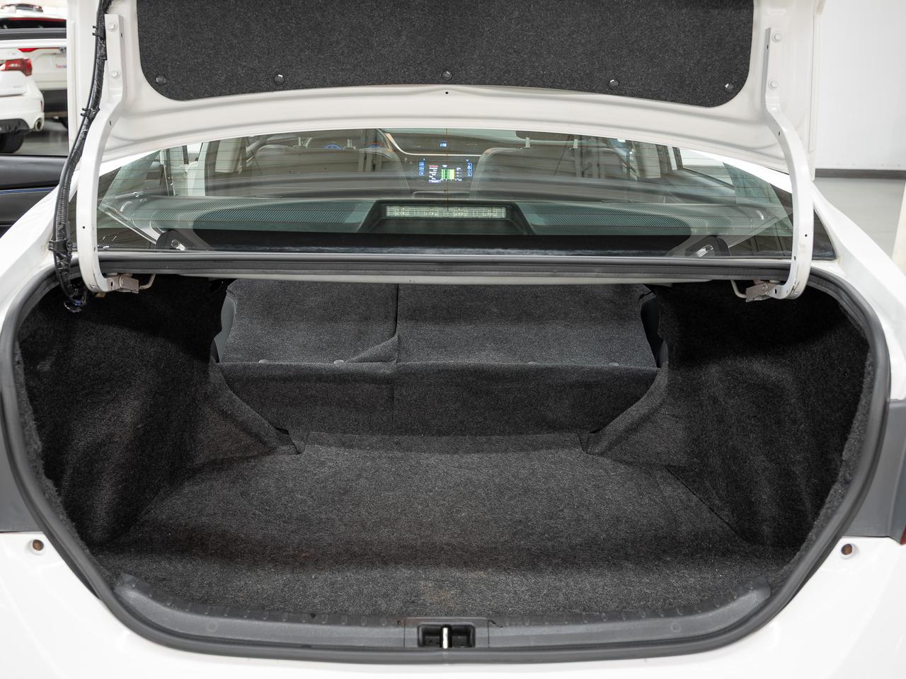 2019 Toyota Corolla SE | Sunroof | Leather | BSM | ACC | CarPlay