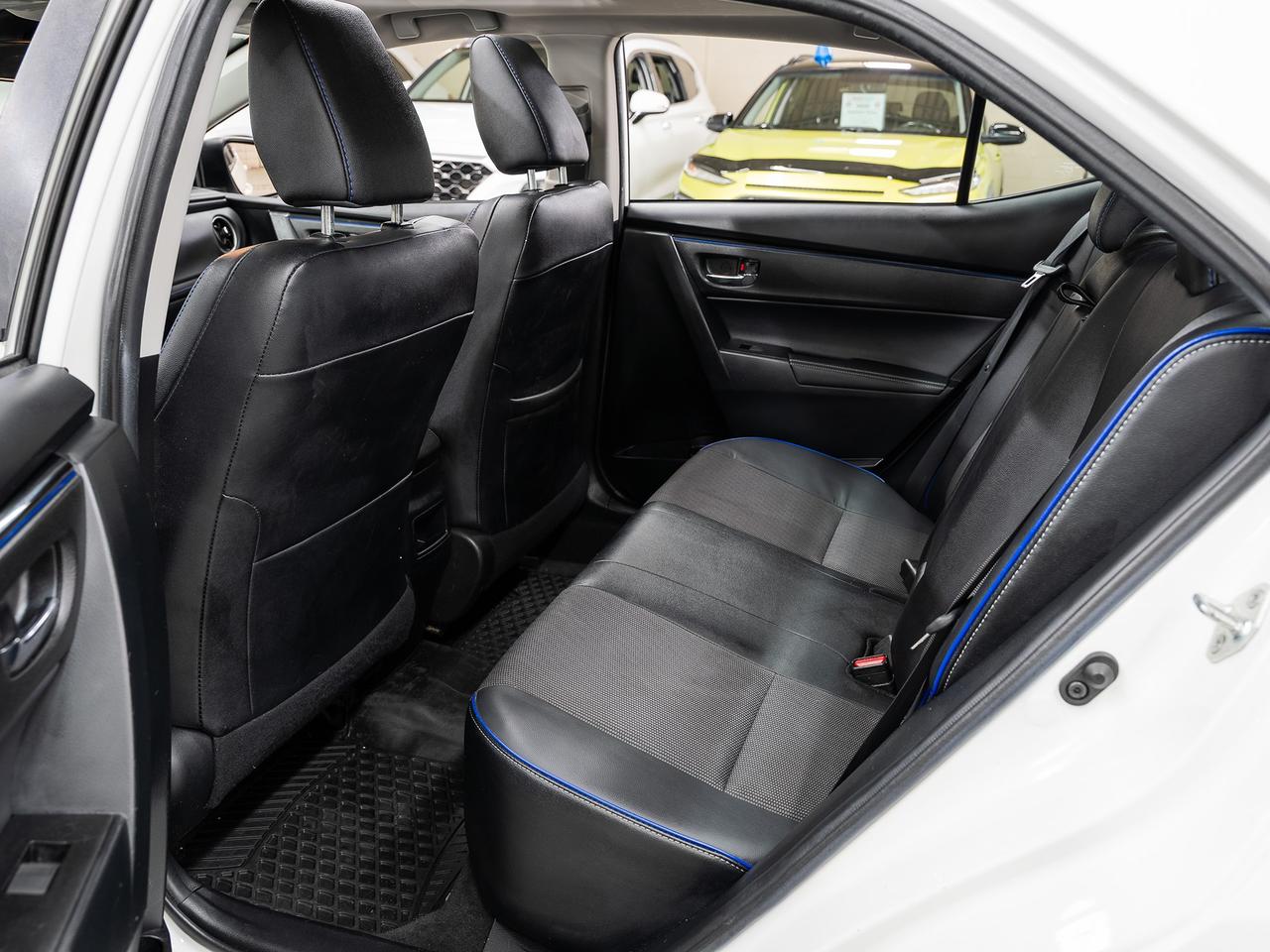 2019 Toyota Corolla SE | Sunroof | Leather | BSM | ACC | CarPlay Photo