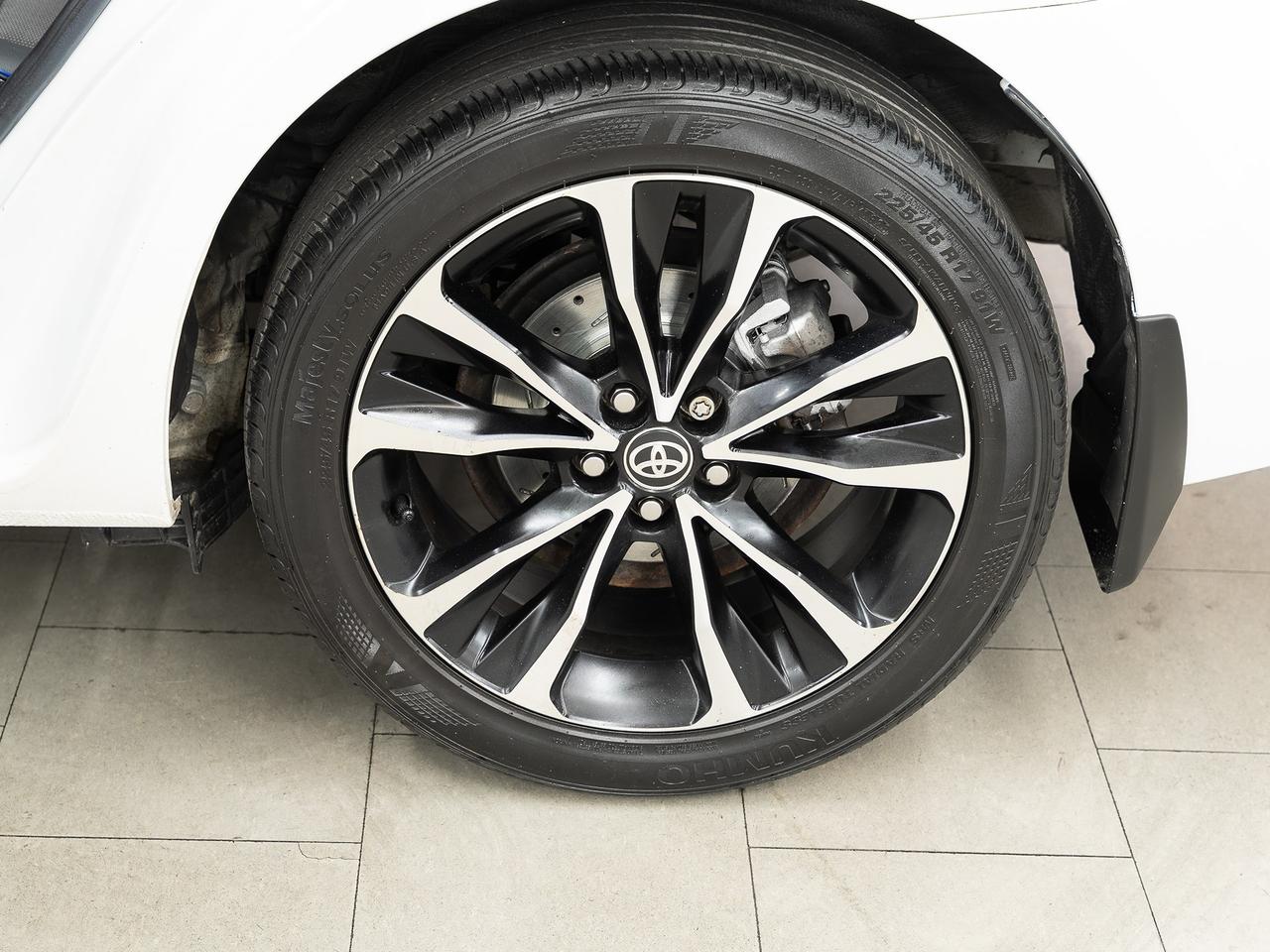 2019 Toyota Corolla SE | Sunroof | Leather | BSM | ACC | CarPlay