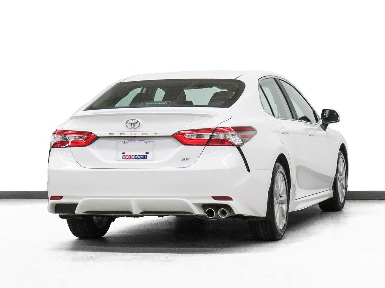 2019 Toyota Camry SE | Sunroof | Leather | BSM | ACC | CarPlay Photo