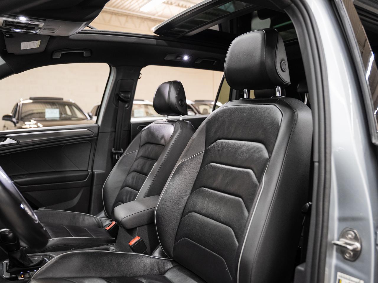 2020 Volkswagen Tiguan HIGHLINE R-LINE AWD | Nav | Pano roof | CarPlay