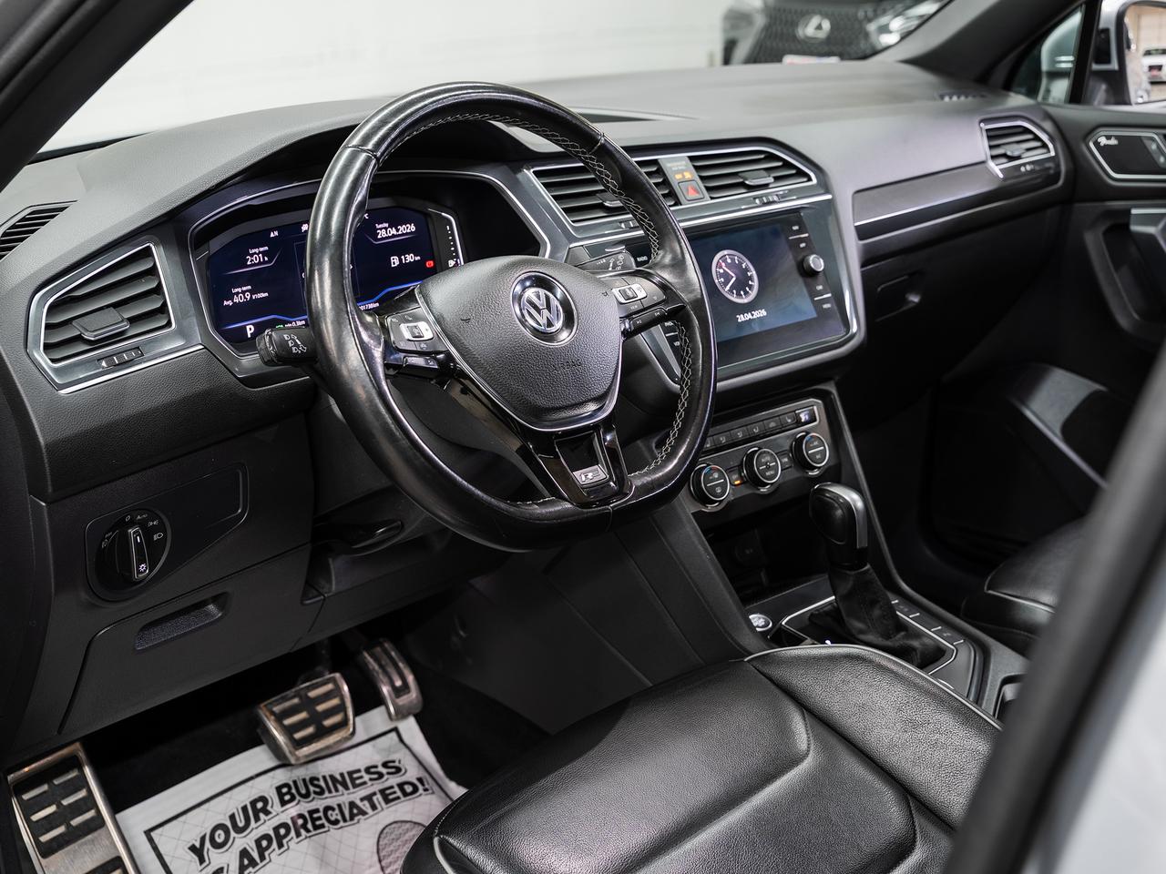2020 Volkswagen Tiguan HIGHLINE R-LINE AWD | Nav | Pano roof | CarPlay Photo