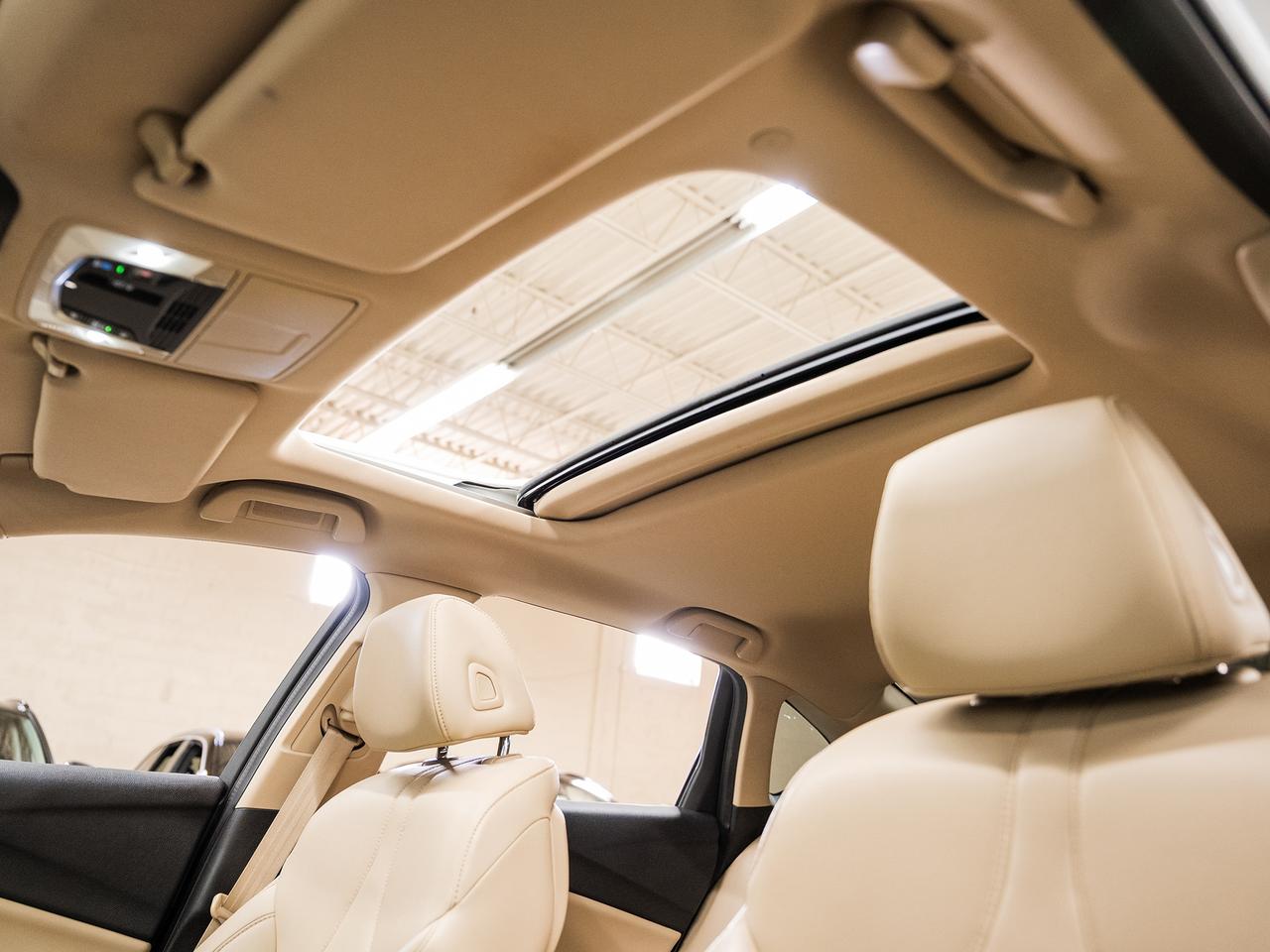 2021 Acura TLX TECH AWD | Nav | Leather | Sunroof | BSM | CarPlay