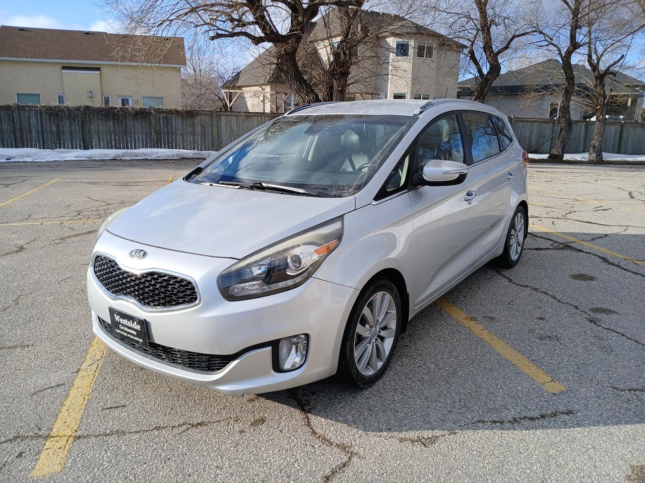 Used 2014 Kia Rondo EX w/3rd Row for sale in Winnipeg, MB