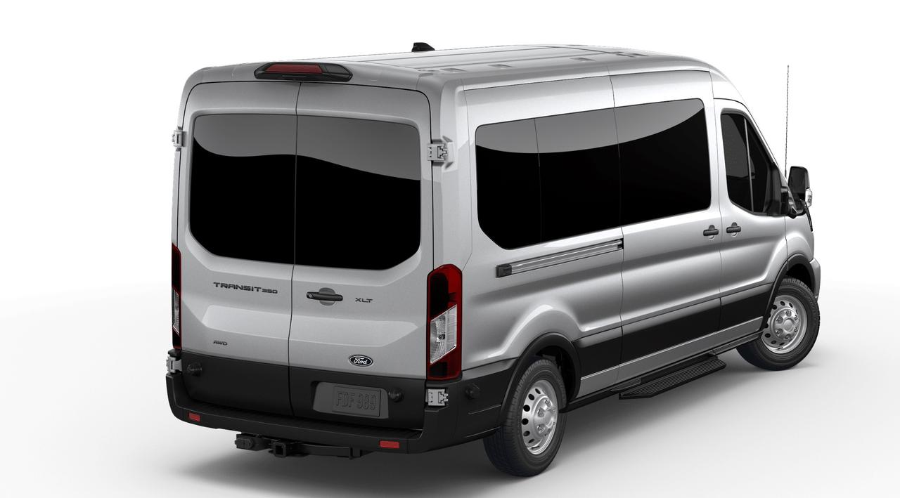 2026 Ford Transit Passenger Wagon XLT Photo2