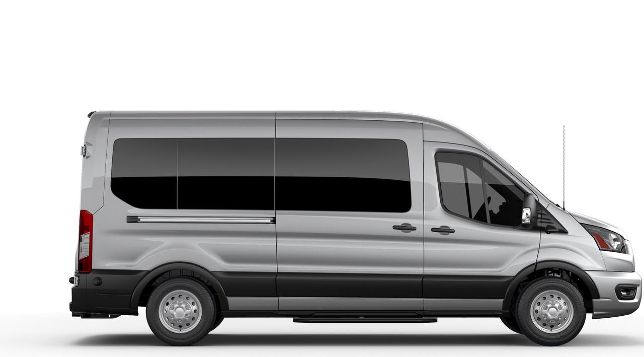 2026 Ford Transit Passenger Wagon XLT Photo4