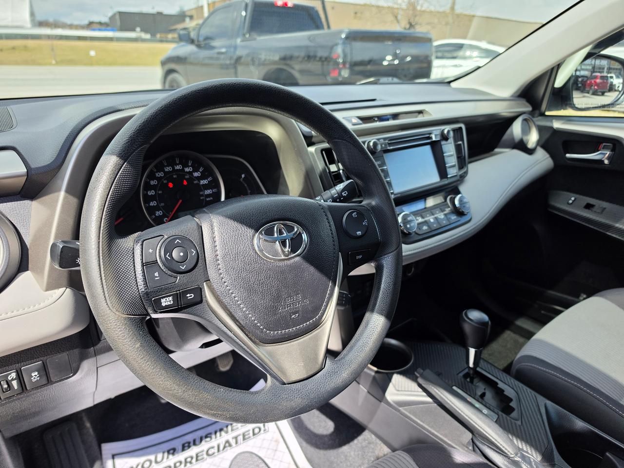 2015 Toyota RAV4 AWD 4dr XLE Photo