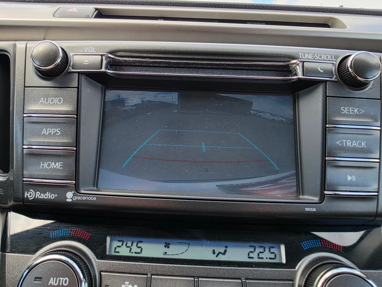 2015 Toyota RAV4 AWD 4dr XLE Photo