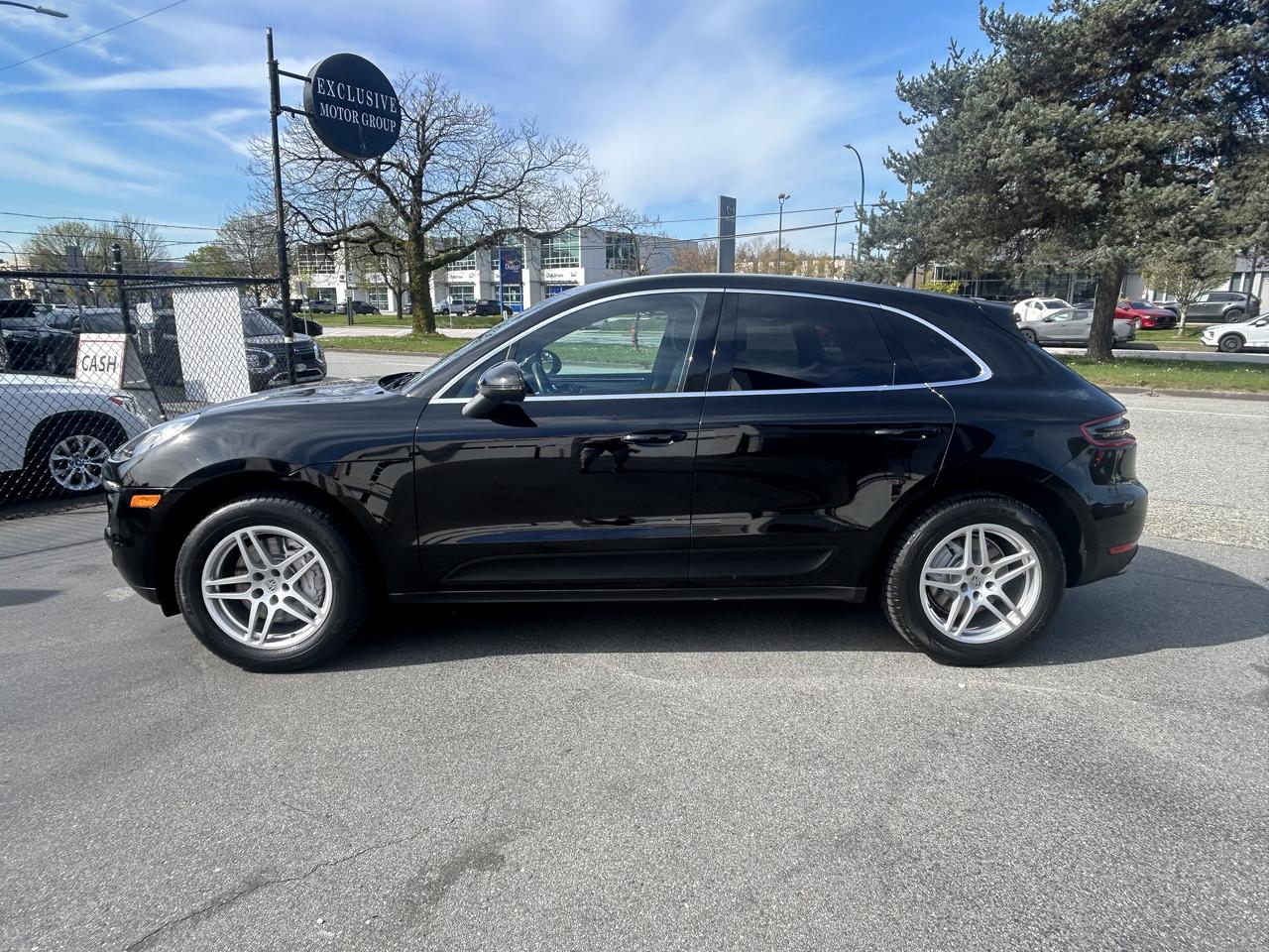 2015 Porsche Macan AWD 4dr S Photo