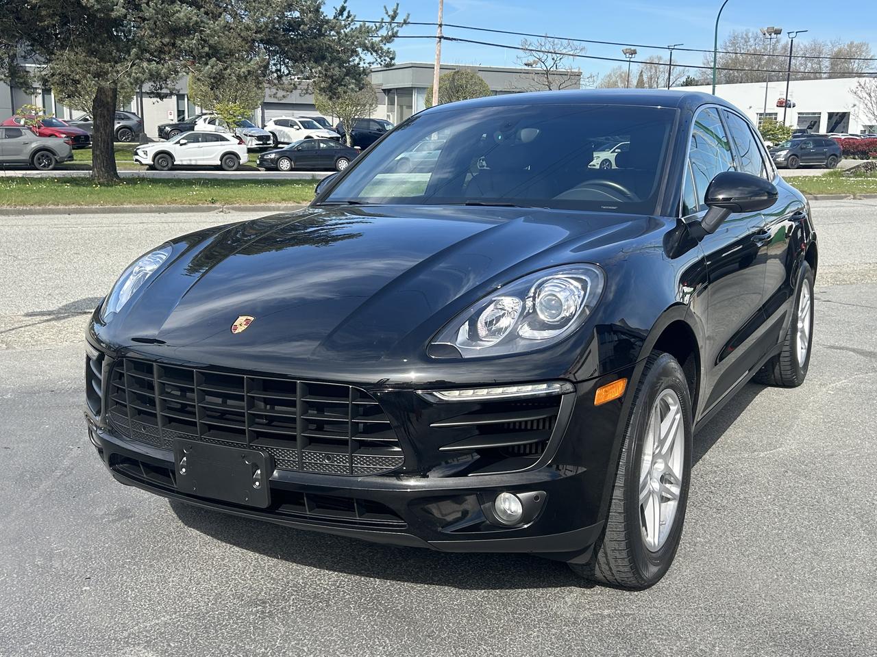 2015 Porsche Macan AWD 4dr S Photo