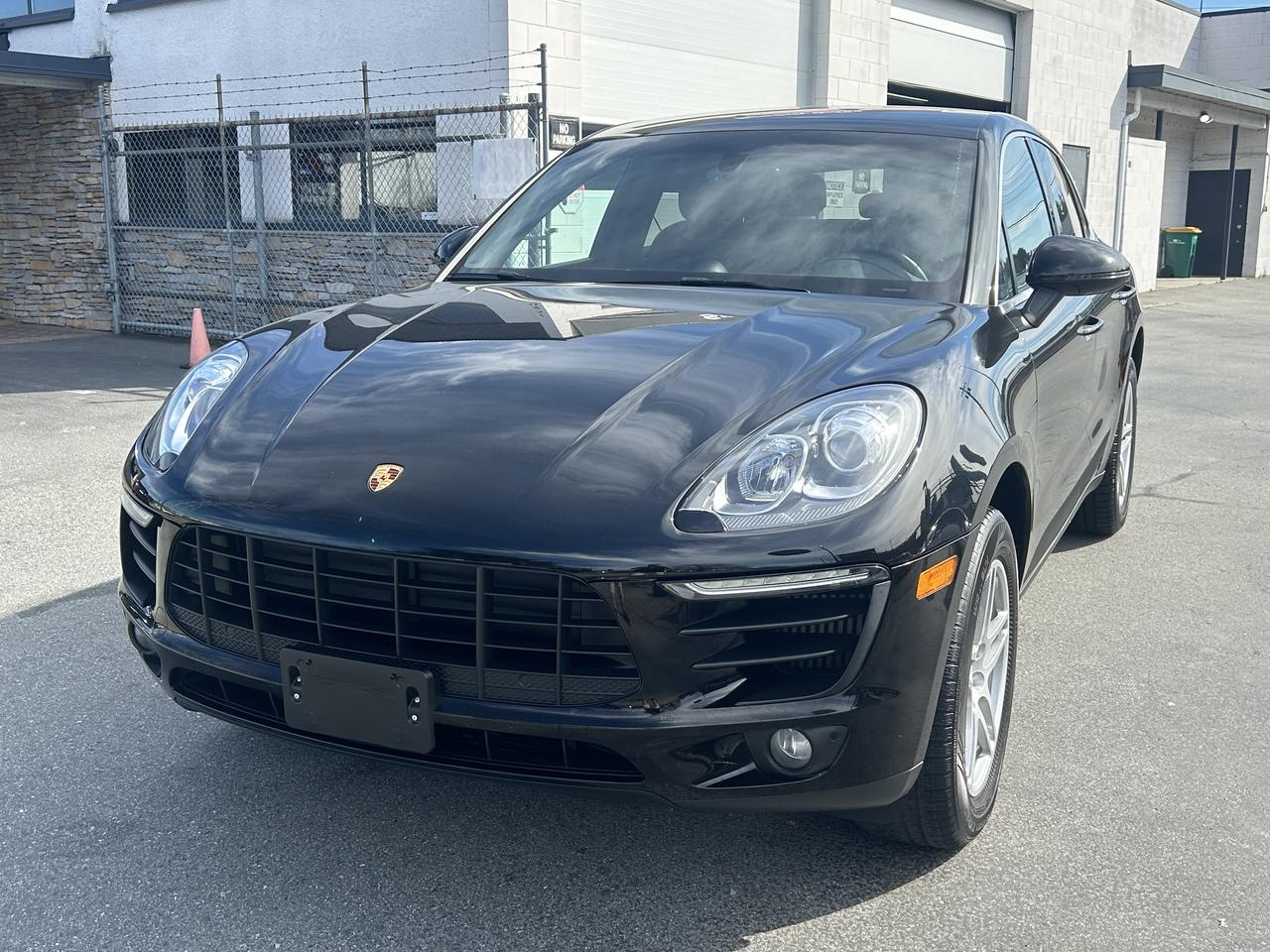 2015 Porsche Macan AWD 4dr S - Photo #1