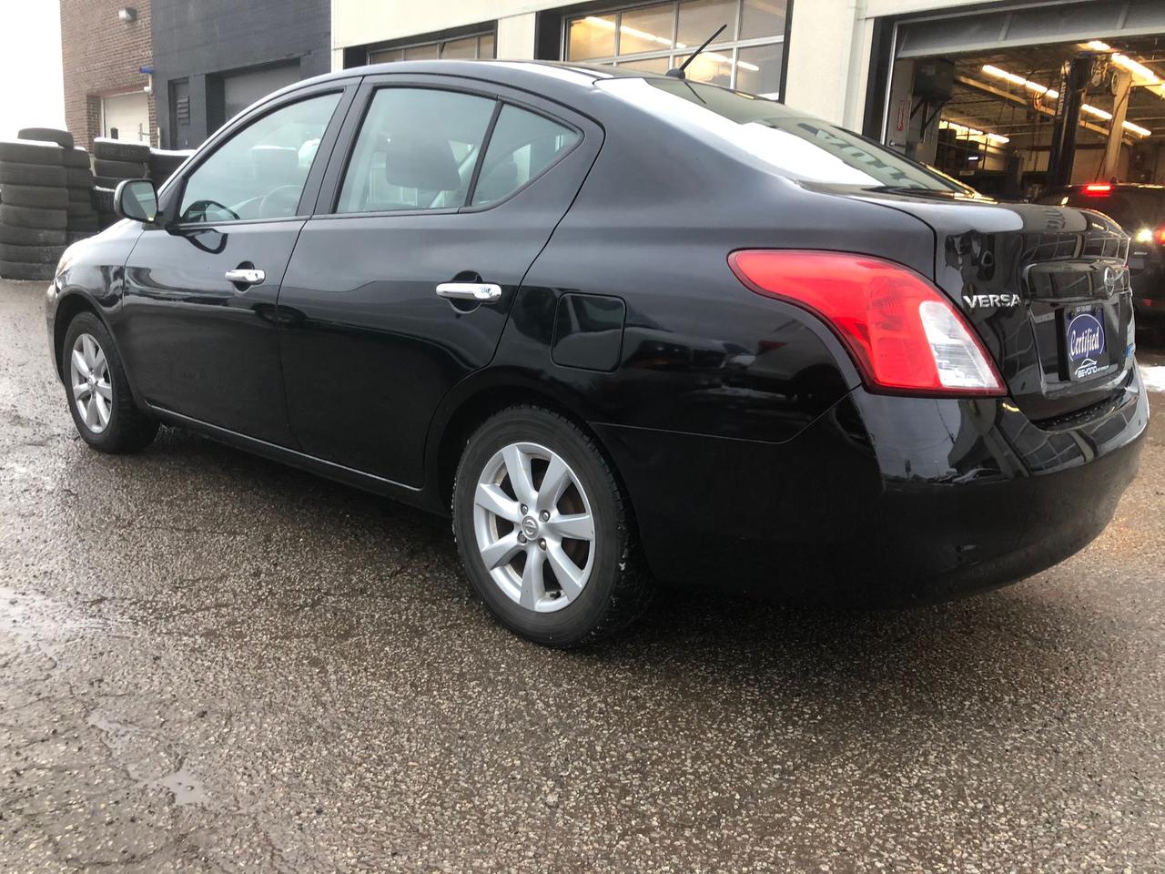 2012 Nissan Versa SL, COMES CERTIFIED WITH 3 YR WARRANTY INCLUDED Photo3