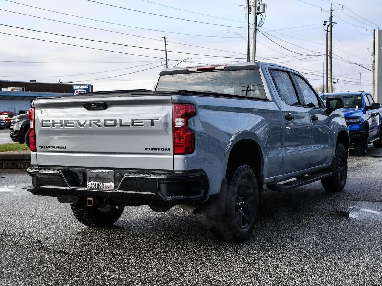 2024 Chevrolet Silverado 1500 Crew Cab Standard Box 4-Wheel Drive Custom Trail Boss Photo3