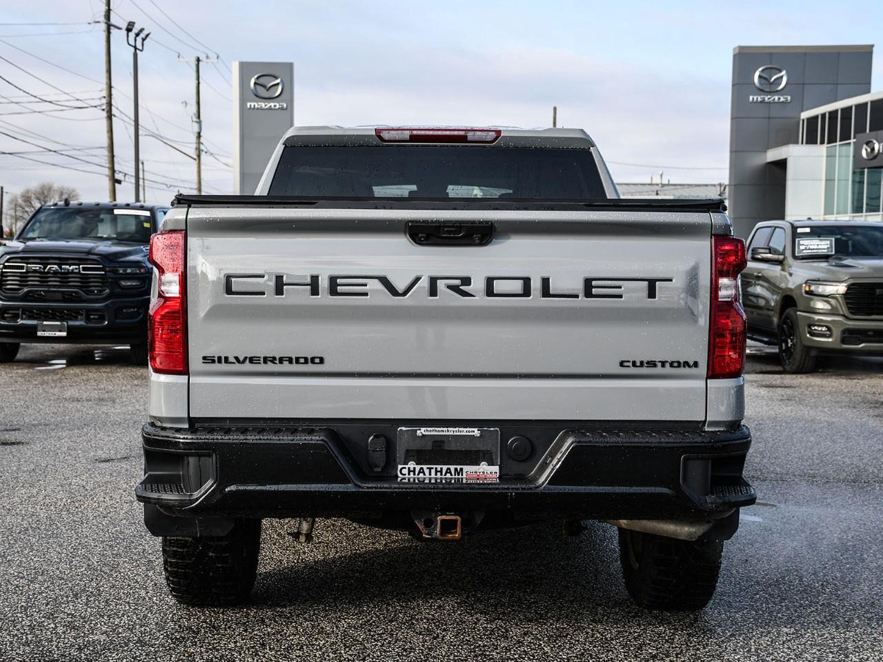 2024 Chevrolet Silverado 1500 Crew Cab Standard Box 4-Wheel Drive Custom Trail Boss Photo2