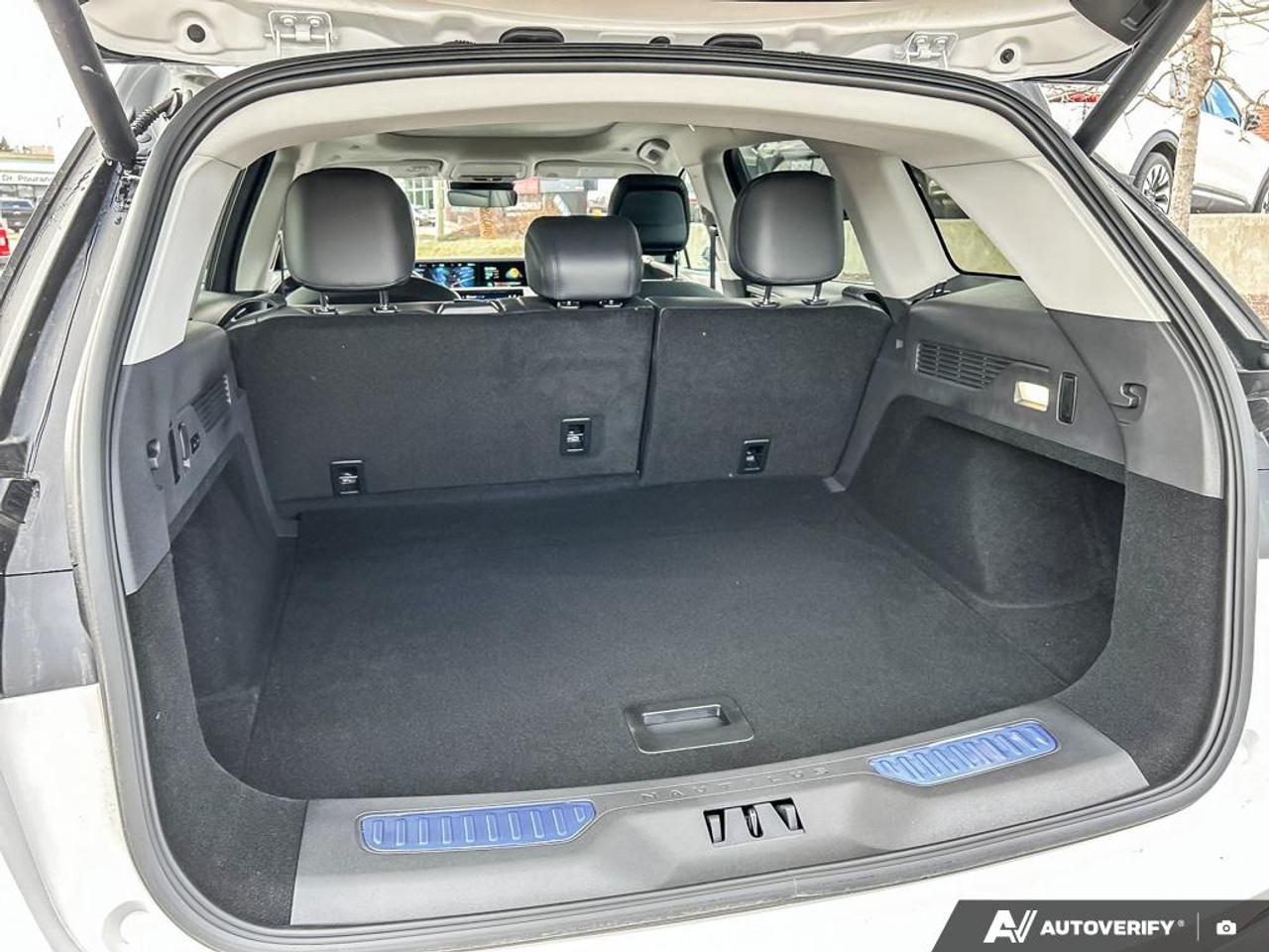 2026 Lincoln Nautilus Premiere EQUIP GROUP 102A | WHITE PLATINUM 3C | LINCOLN SOFT TOUCH BLK/GREY | 2.0L TURBOCHARGED 1-4 ENGINE | 8-SPD A/T | 18" MINI SPARE WHEEL AND TIRE | JET APPEARANCE PACKAGE | BLACK ONYX/LT SPACE GREY INT Photo