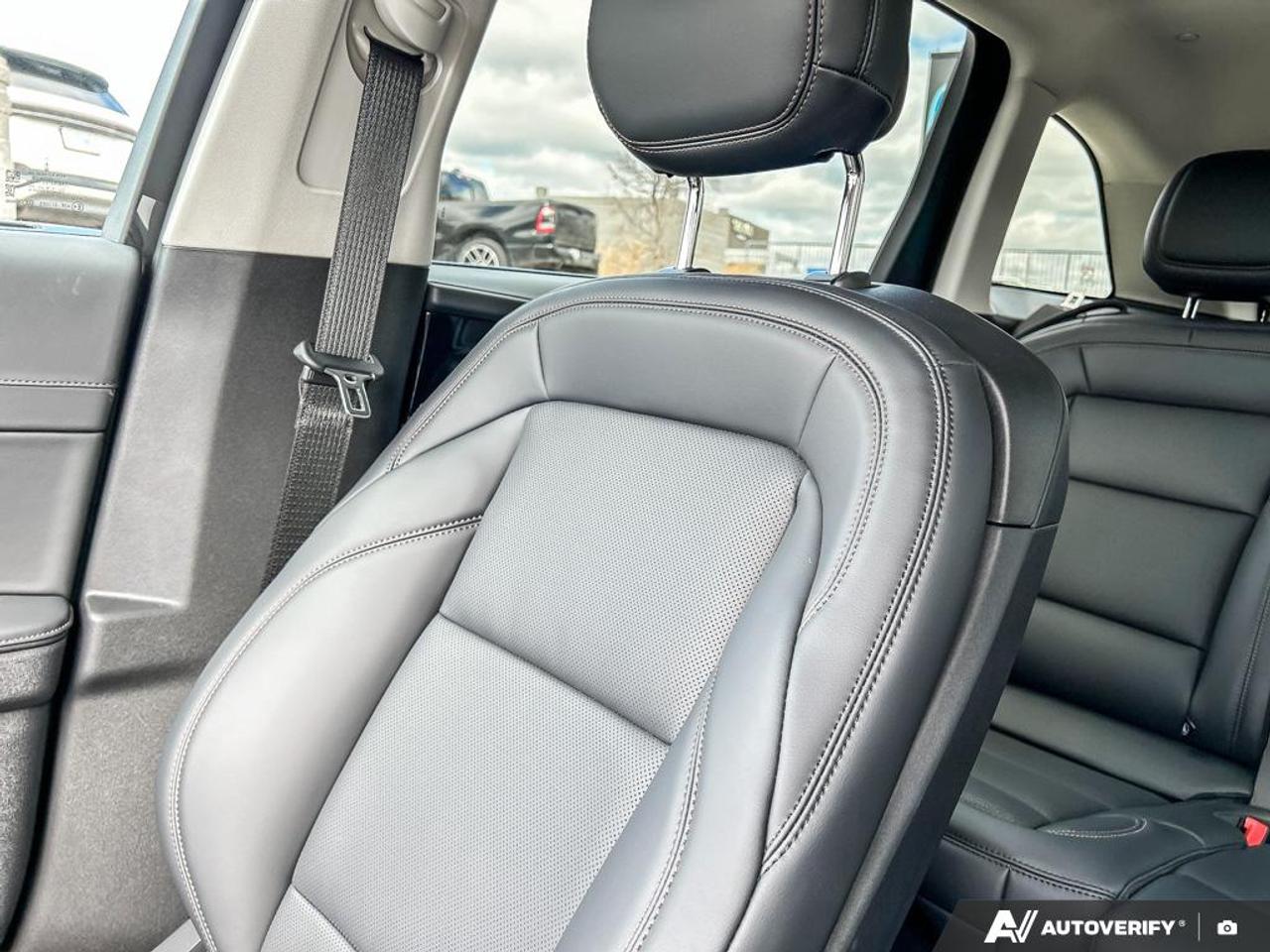 2026 Lincoln Nautilus Premiere EQUIP GROUP 102A | WHITE PLATINUM 3C | LINCOLN SOFT TOUCH BLK/GREY | 2.0L TURBOCHARGED 1-4 ENGINE | 8-SPD A/T | 18" MINI SPARE WHEEL AND TIRE | JET APPEARANCE PACKAGE | BLACK ONYX/LT SPACE GREY INT Photo