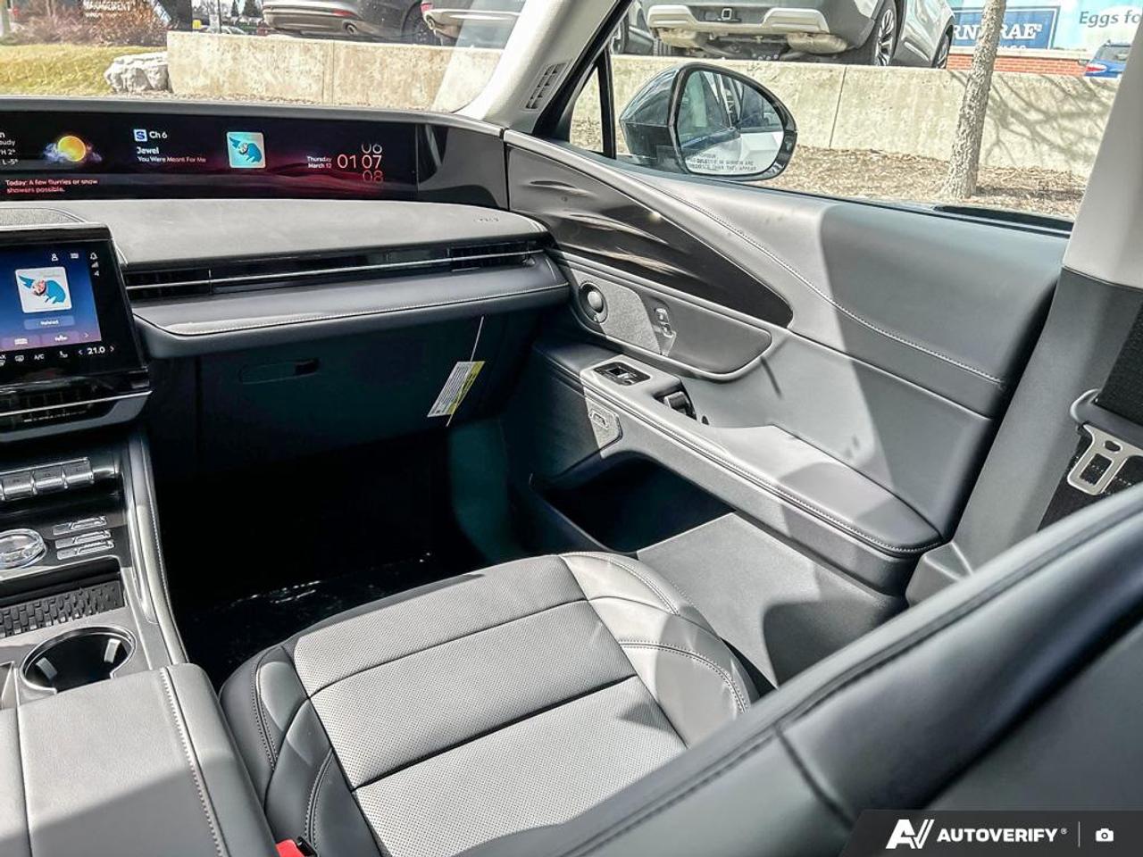 2026 Lincoln Nautilus Premiere EQUIP GROUP 102A | WHITE PLATINUM 3C | LINCOLN SOFT TOUCH BLK/GREY | 2.0L TURBOCHARGED 1-4 ENGINE | 8-SPD A/T | 18" MINI SPARE WHEEL AND TIRE | JET APPEARANCE PACKAGE | BLACK ONYX/LT SPACE GREY INT Photo