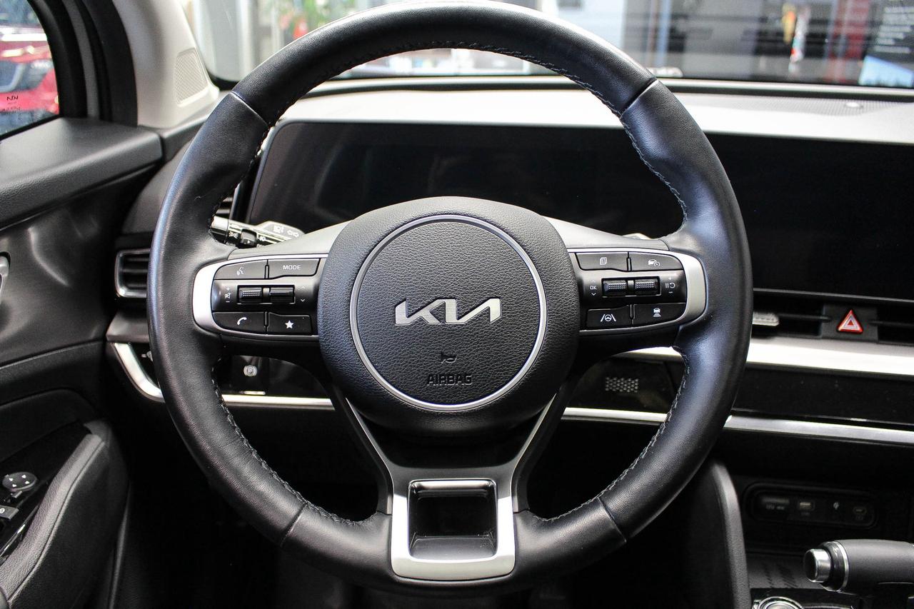 2023 Kia Sportage EX HEATED SEATS/STEERING WHEEL - NAVIGATION - REMOTE START Photo