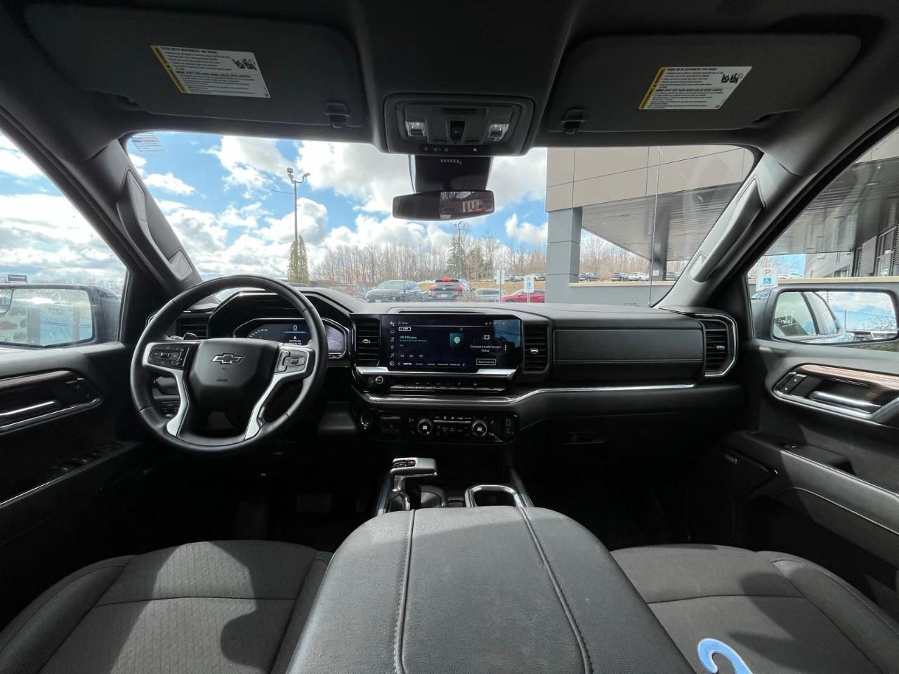 2024 Chevrolet Silverado 1500 Crew Cab Short Box 4-Wheel Drive RST Photo