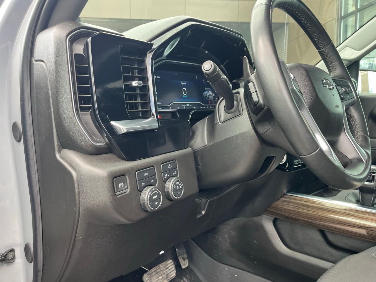 2024 Chevrolet Silverado 1500 Crew Cab Short Box 4-Wheel Drive RST Photo