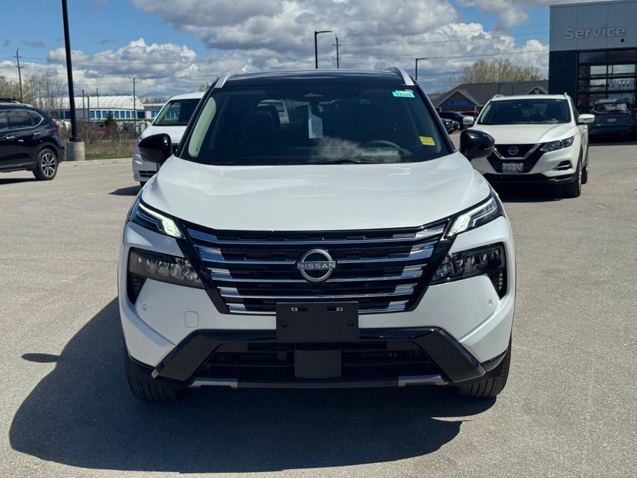 2026 Nissan Rogue AWD Platinum Photo