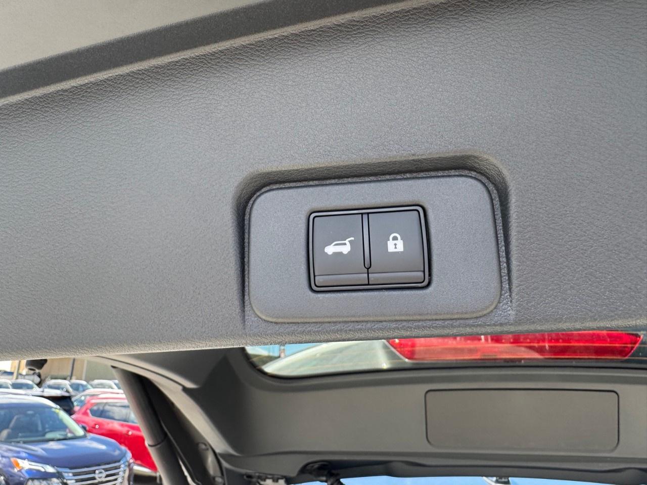 2026 Nissan Rogue AWD Platinum Photo