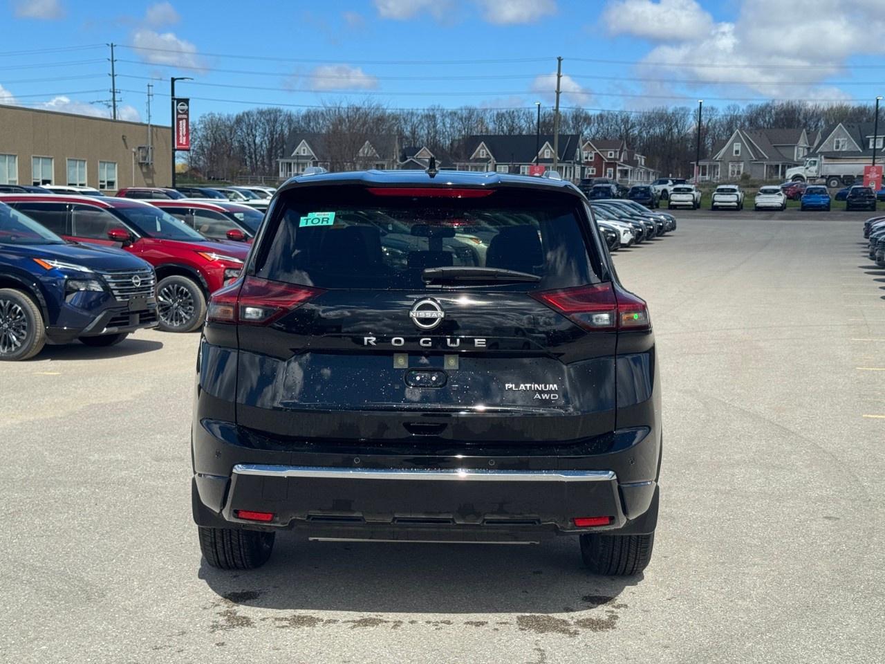 2026 Nissan Rogue AWD Platinum Photo