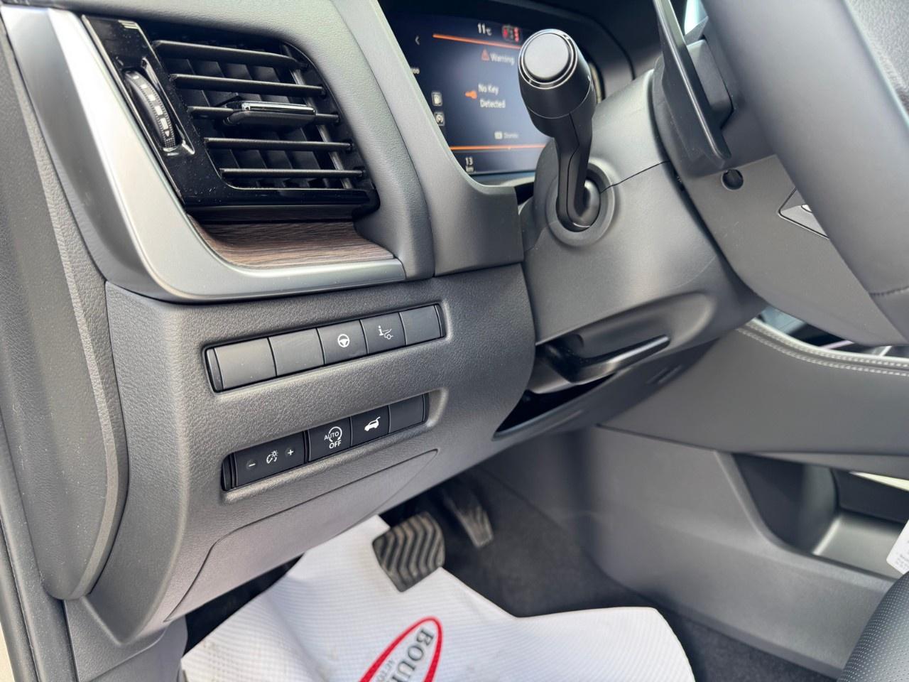 2026 Nissan Rogue AWD Platinum Photo