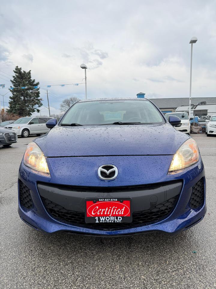 2013 Mazda MAZDA3 GX Photo