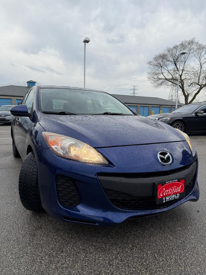 2013 Mazda MAZDA3 GX Photo2
