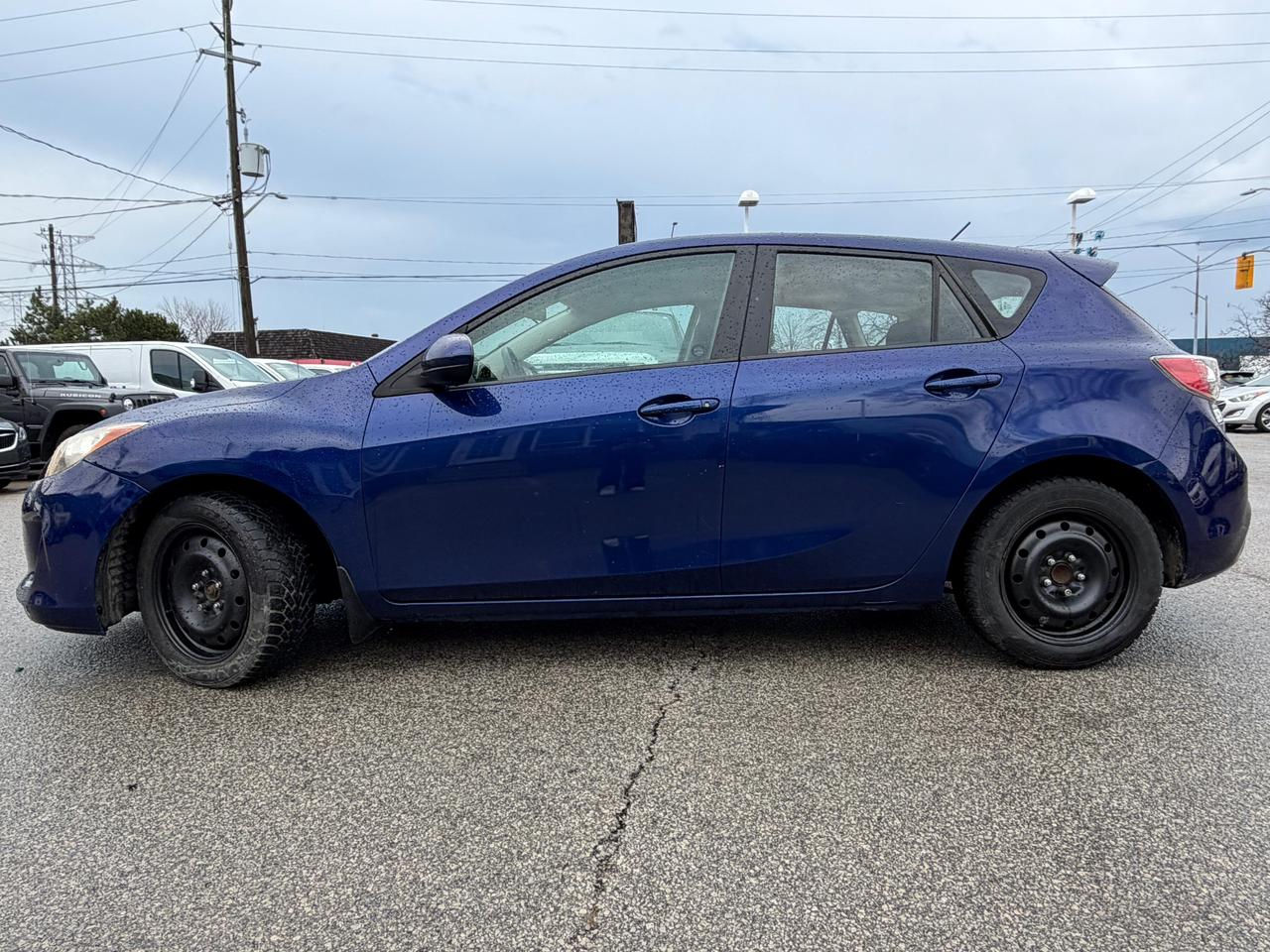 2013 Mazda MAZDA3 GX Photo
