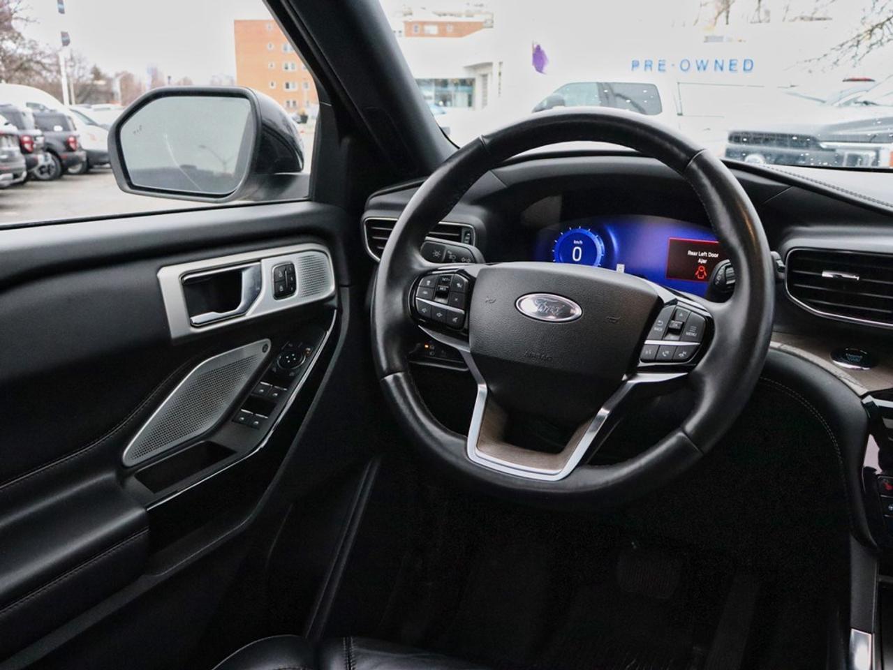 2022 Ford Explorer Platinum | 4WD | 3.0L | TECH PKG | ROOF | NAV |21s Photo