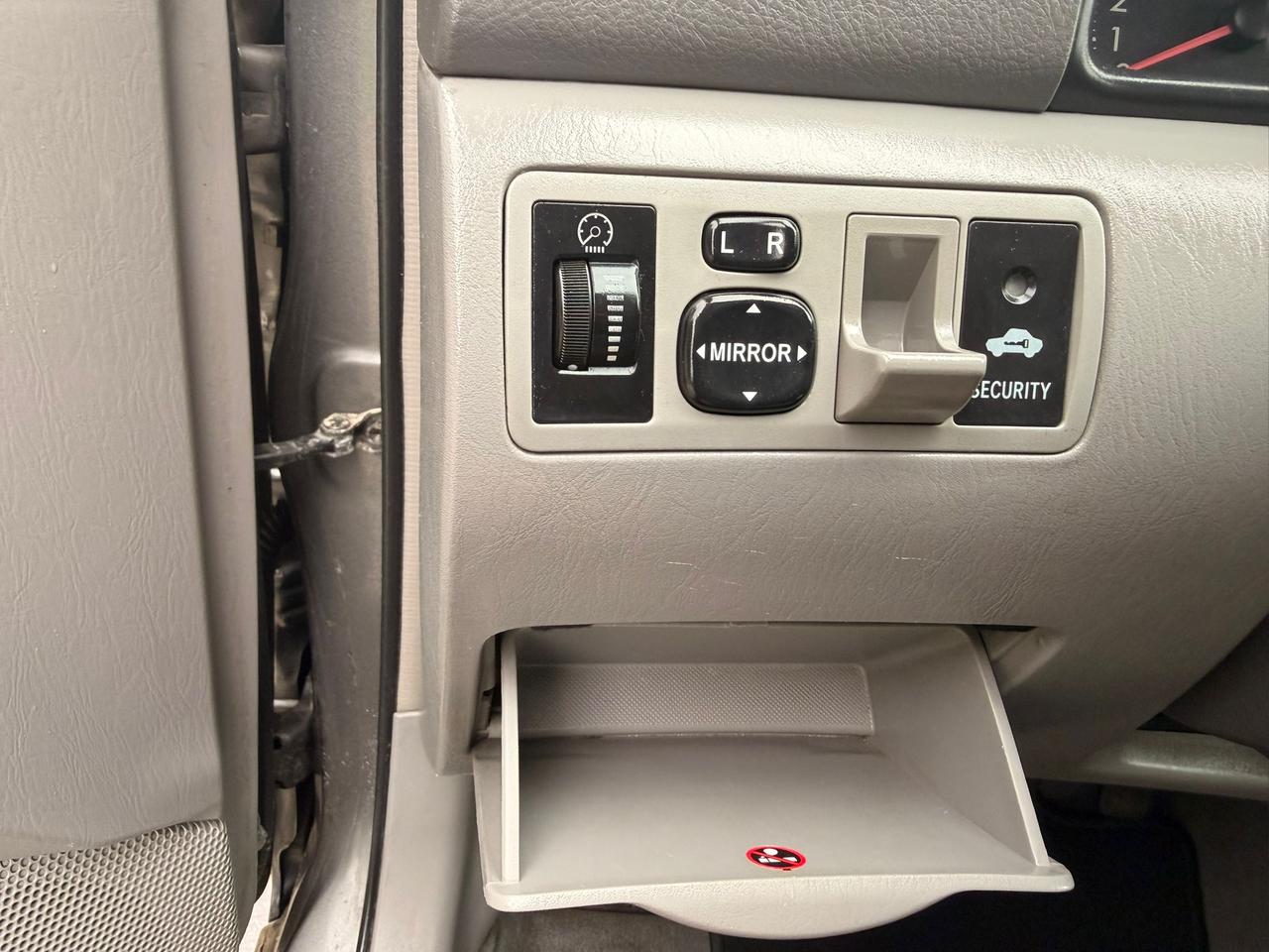 2006 Toyota Corolla CE Photo
