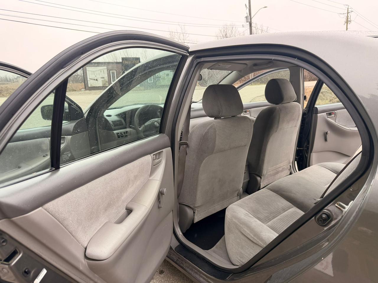 2006 Toyota Corolla CE Photo