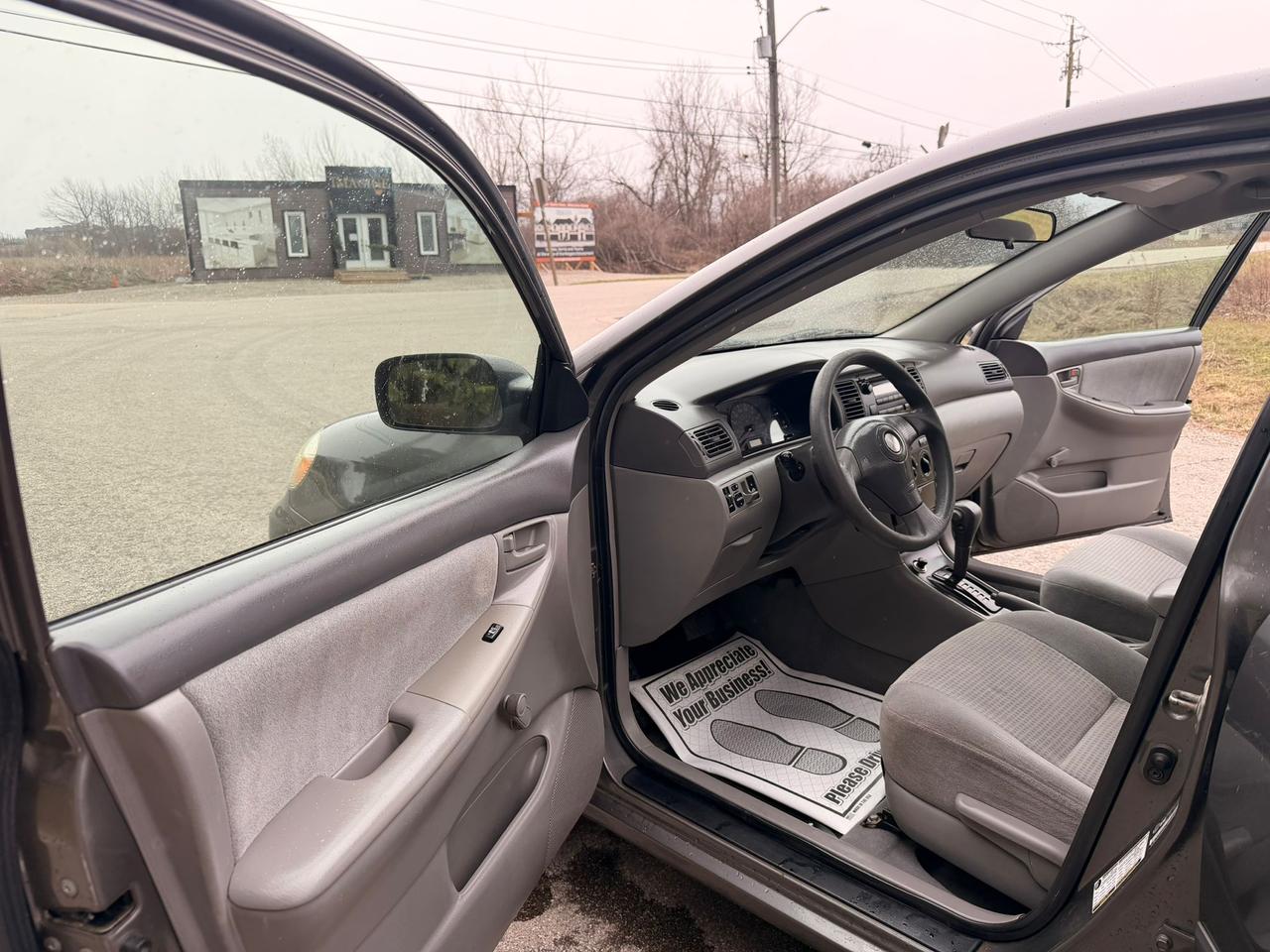 2006 Toyota Corolla CE Photo
