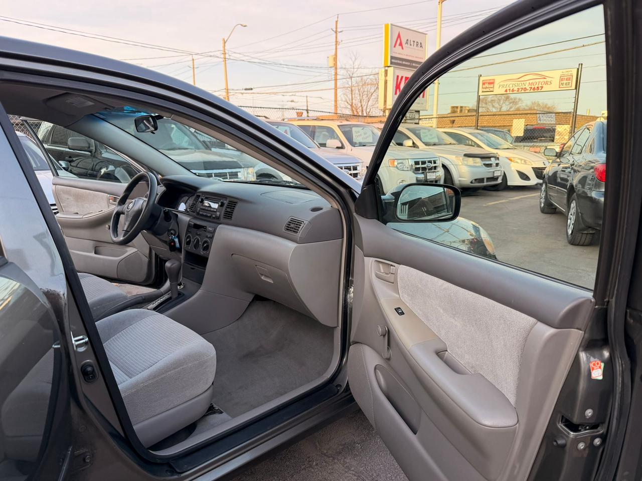 2006 Toyota Corolla CE Photo